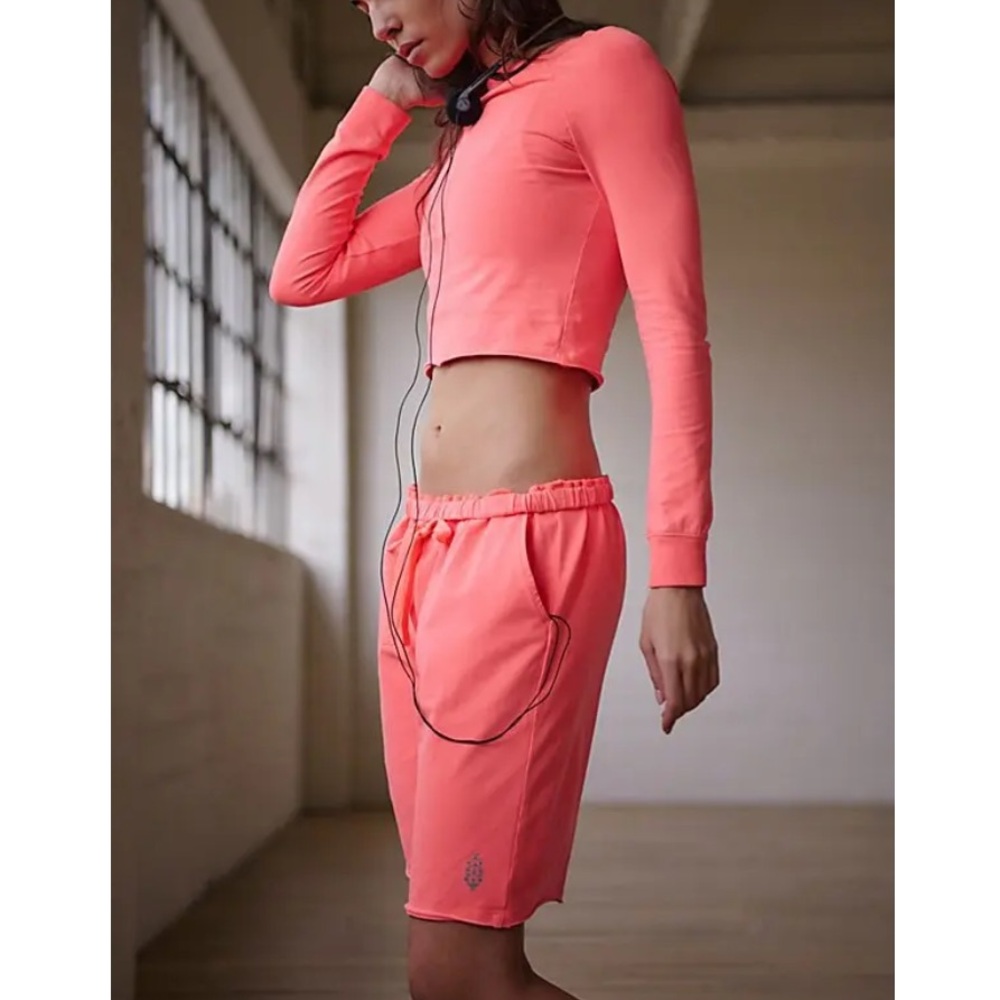 NWOT Hot Shot Easy Set by FP Movement from Free People in size Medium - Picture 4 of 10